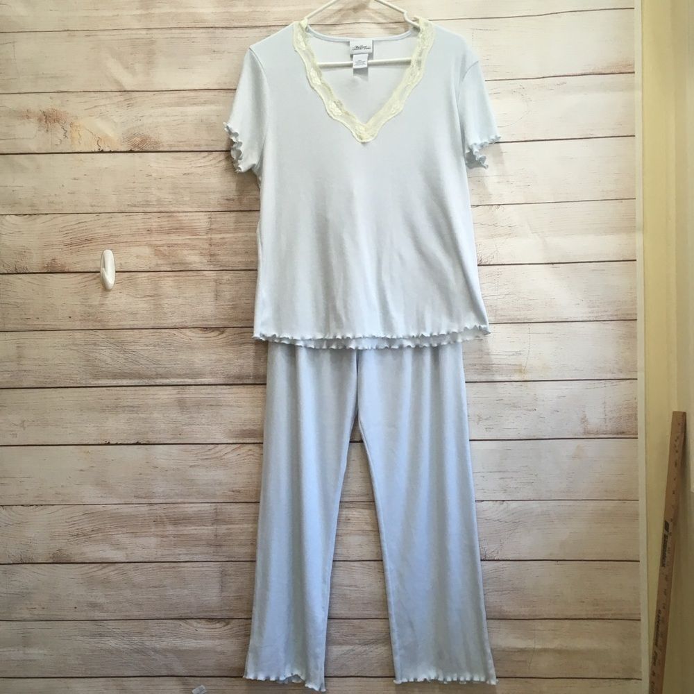 VERMONT COUNTRY STORE PAJAMA SET IN SOFT BLUE KNIT‎